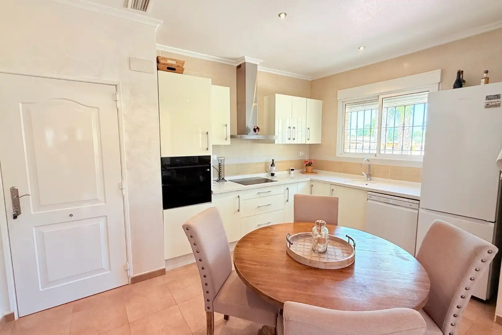 Cocina de Casa o chalet en venta en Catral con Aire acondicionado, Calefacción y Jardín privado