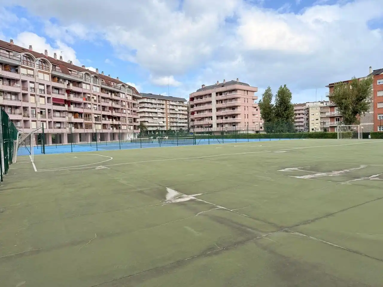 Parking of Flat for sale in Castro-Urdiales  with Heating, Parquet flooring and Terrace