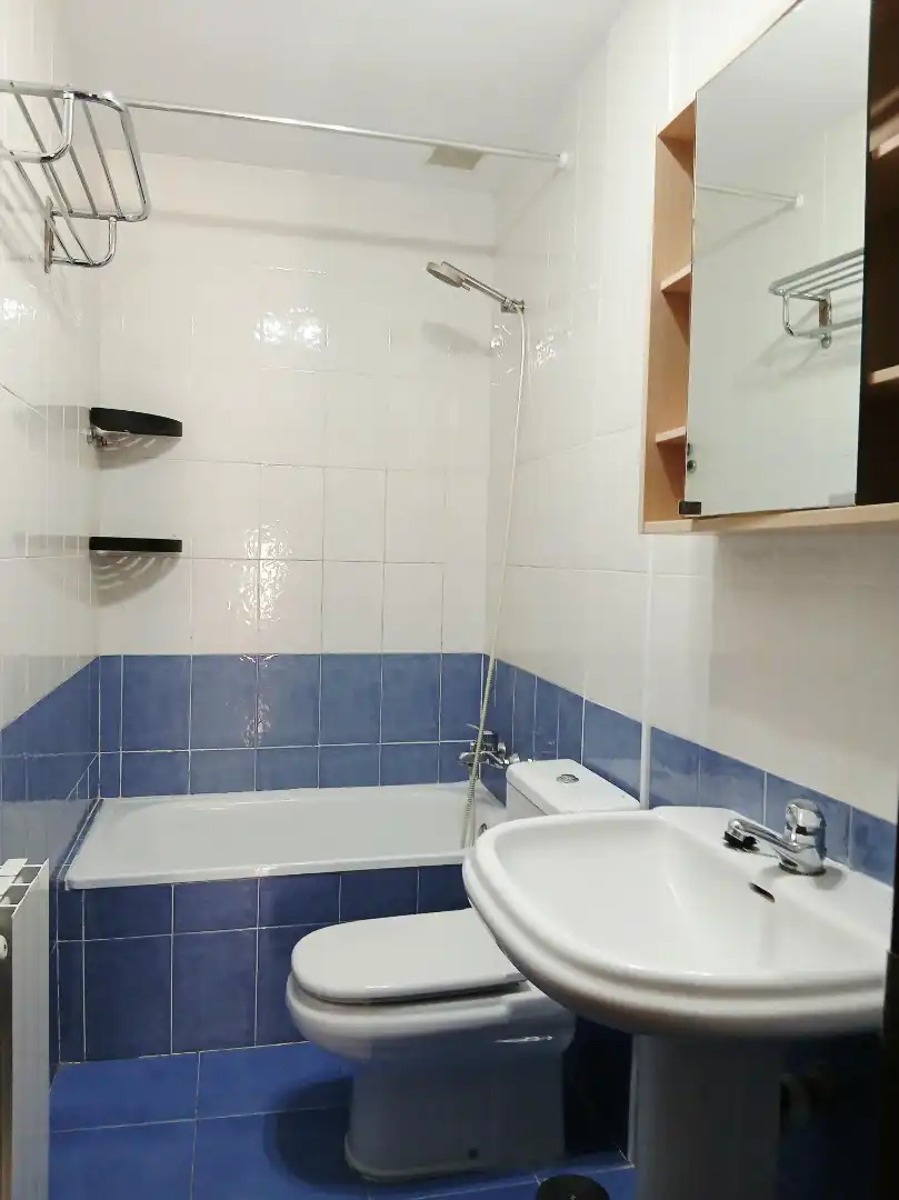 Baño de Dúplex en venta en Penagos con Calefacción, Parquet y Amueblado