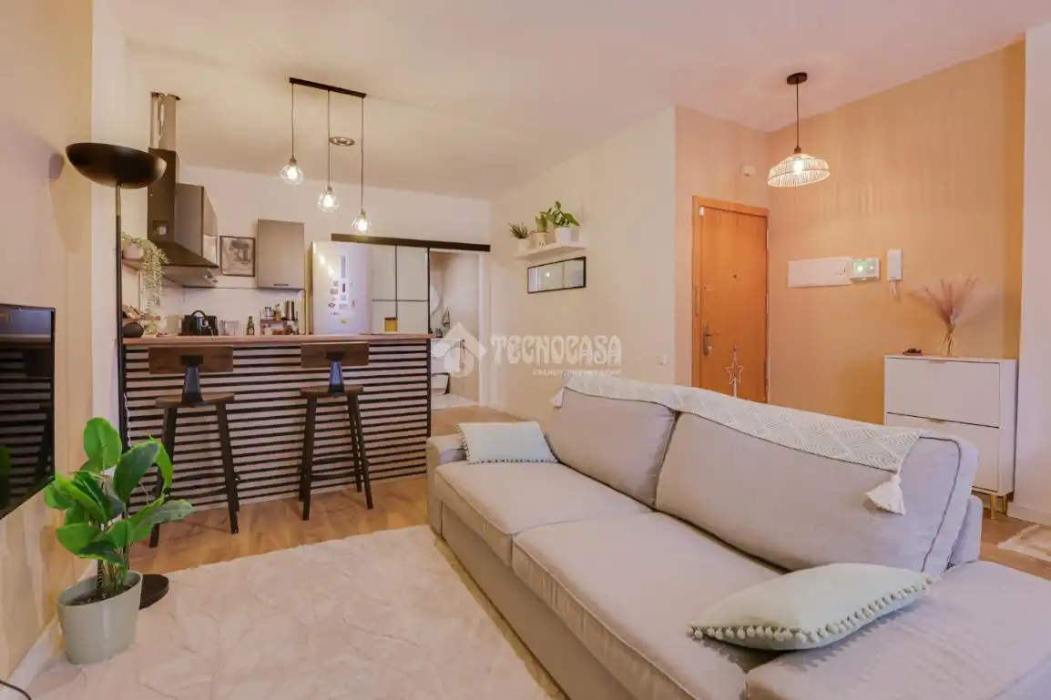 Wohnzimmer von Wohnung zum Verkauf in Barcelona mit Heizung