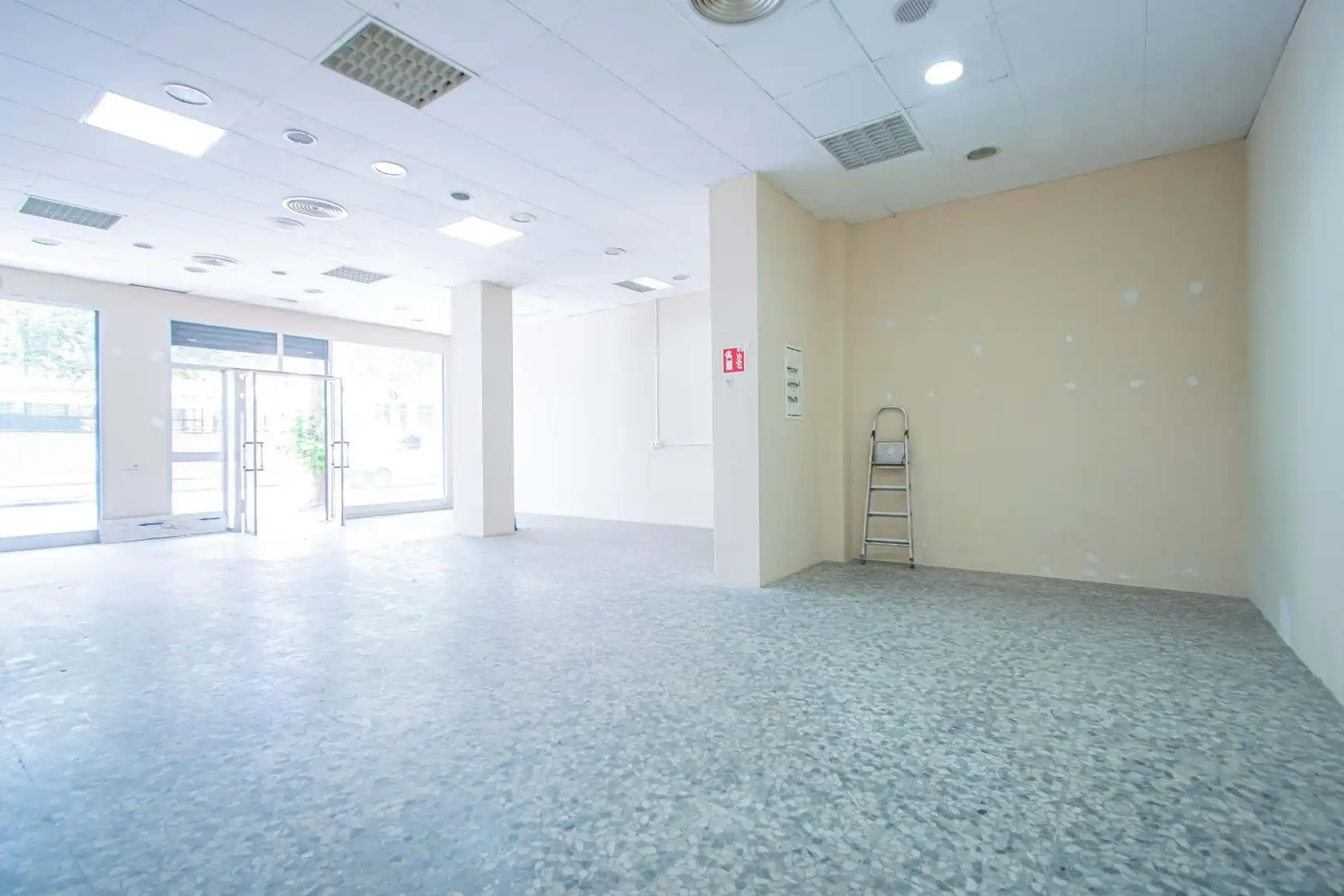 Local comercial en venda a Casco Antiguo, imagen 10