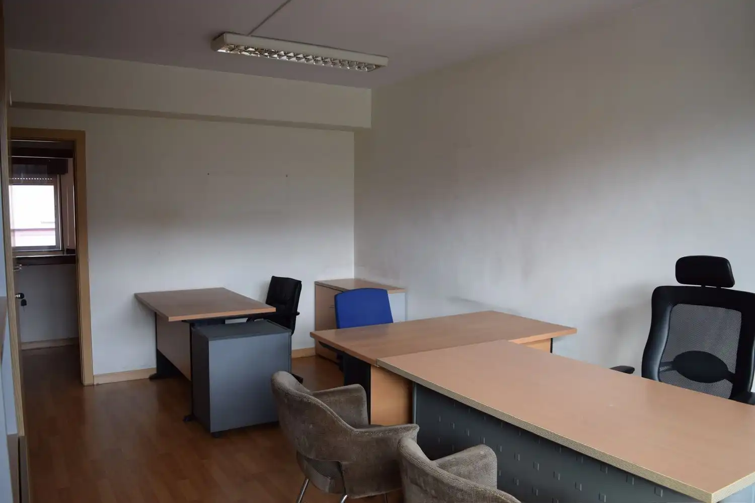 Oficina de alquiler en Oviedo  con Calefacción