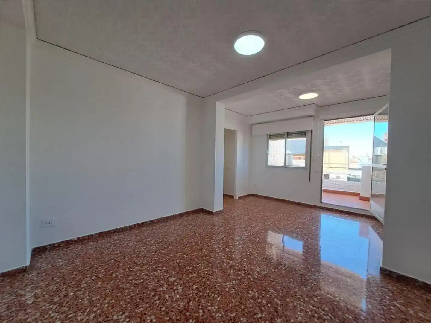 Exterior view of Flat for rent in Catarroja  with Air Conditioner and Furnished