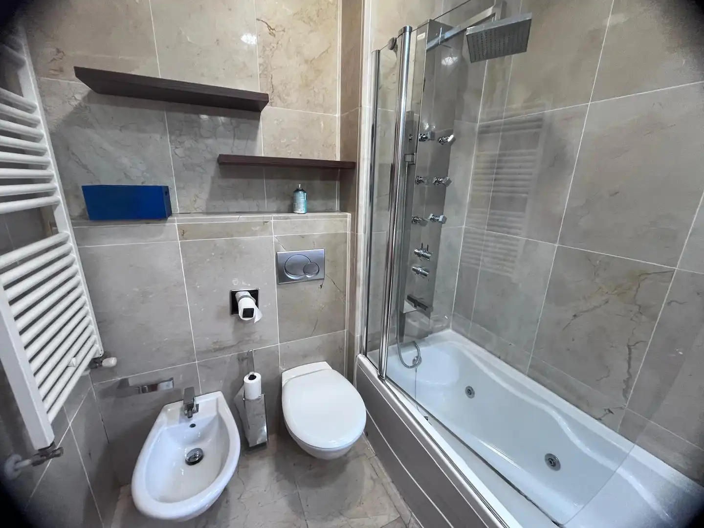 Bathroom of Houses for sale in Burgos  with Heating, Private garden and Furnished