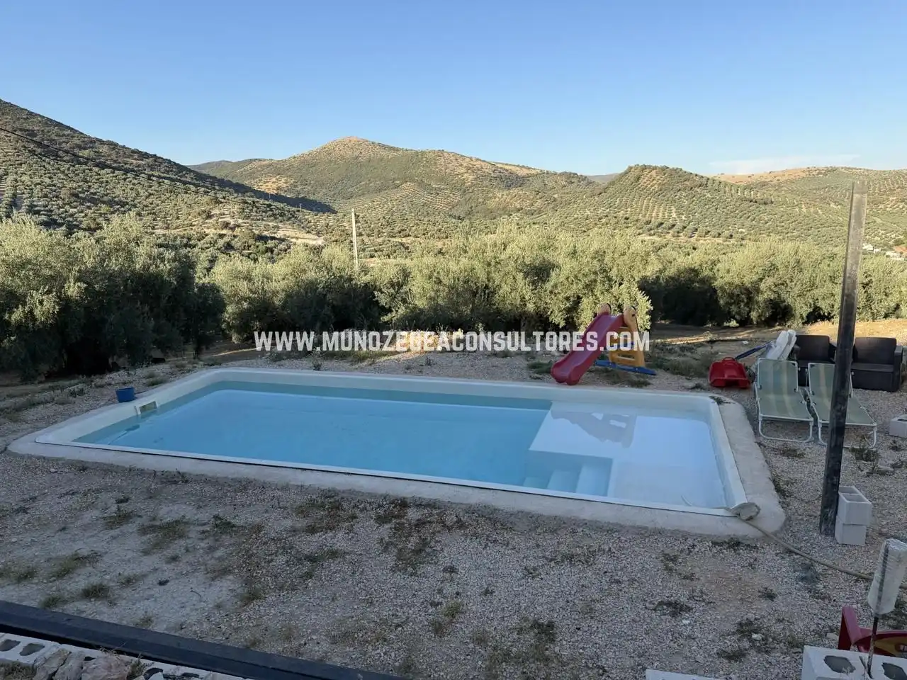 Piscina de Finca rústica de lloguer en Cabra amb Piscina