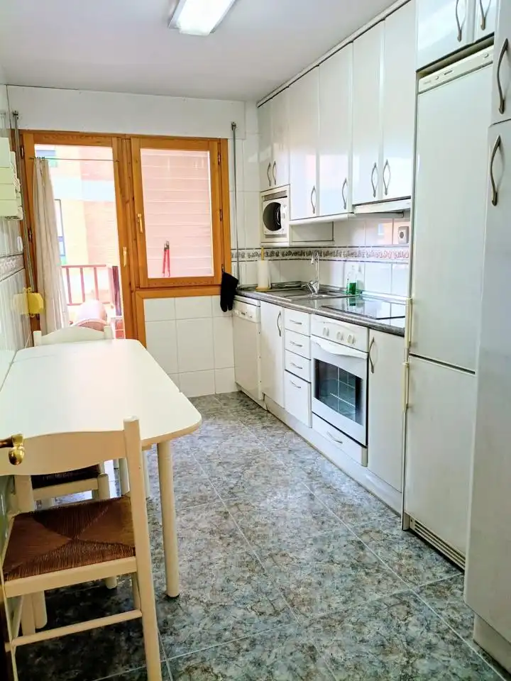 Flat for rent in Calle de Pedro Monton Puerto, Plaza de Toros - Barón de Warsage