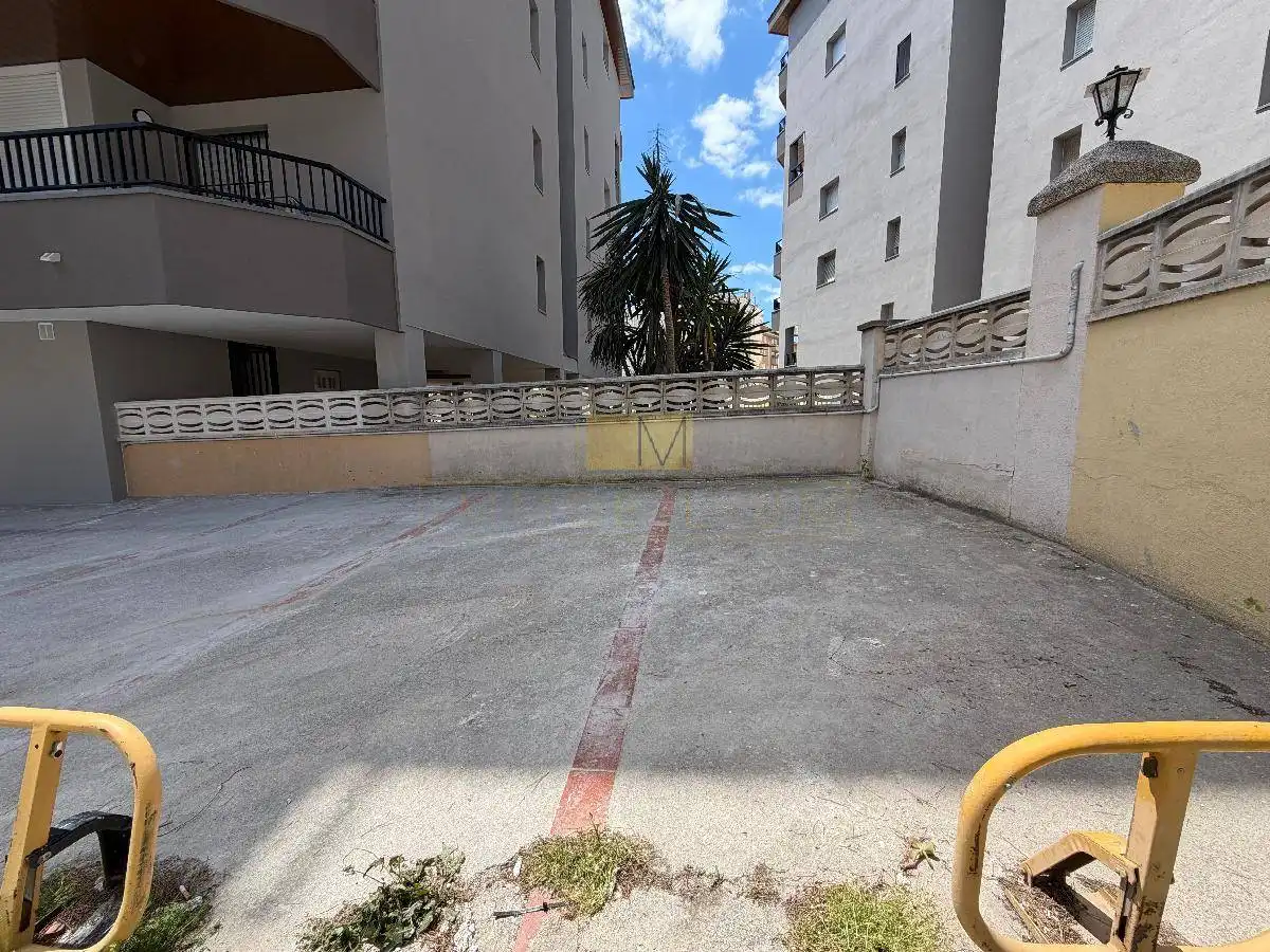 Parking de Ático de alquiler en Cunit con Aire acondicionado, Calefacción y Terraza