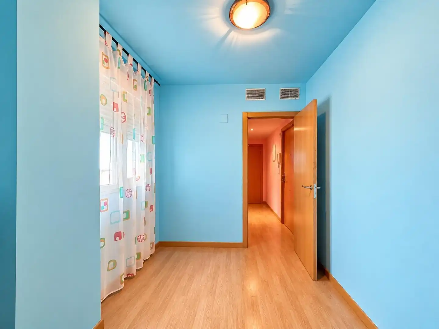 Bedroom of Flat for sale in Carlet, Valencia