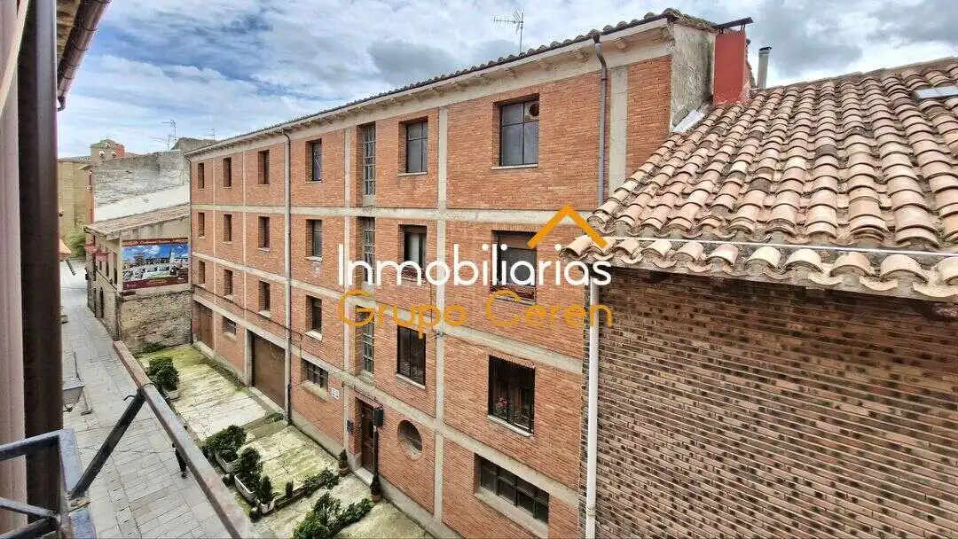 Exterior view of Flat for sale in Santo Domingo de la Calzada  with Heating, Storage room and Furnished