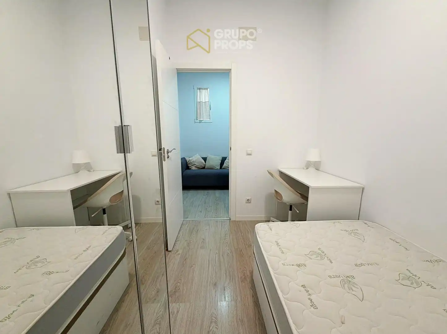 Flat for rent in Trafalgar