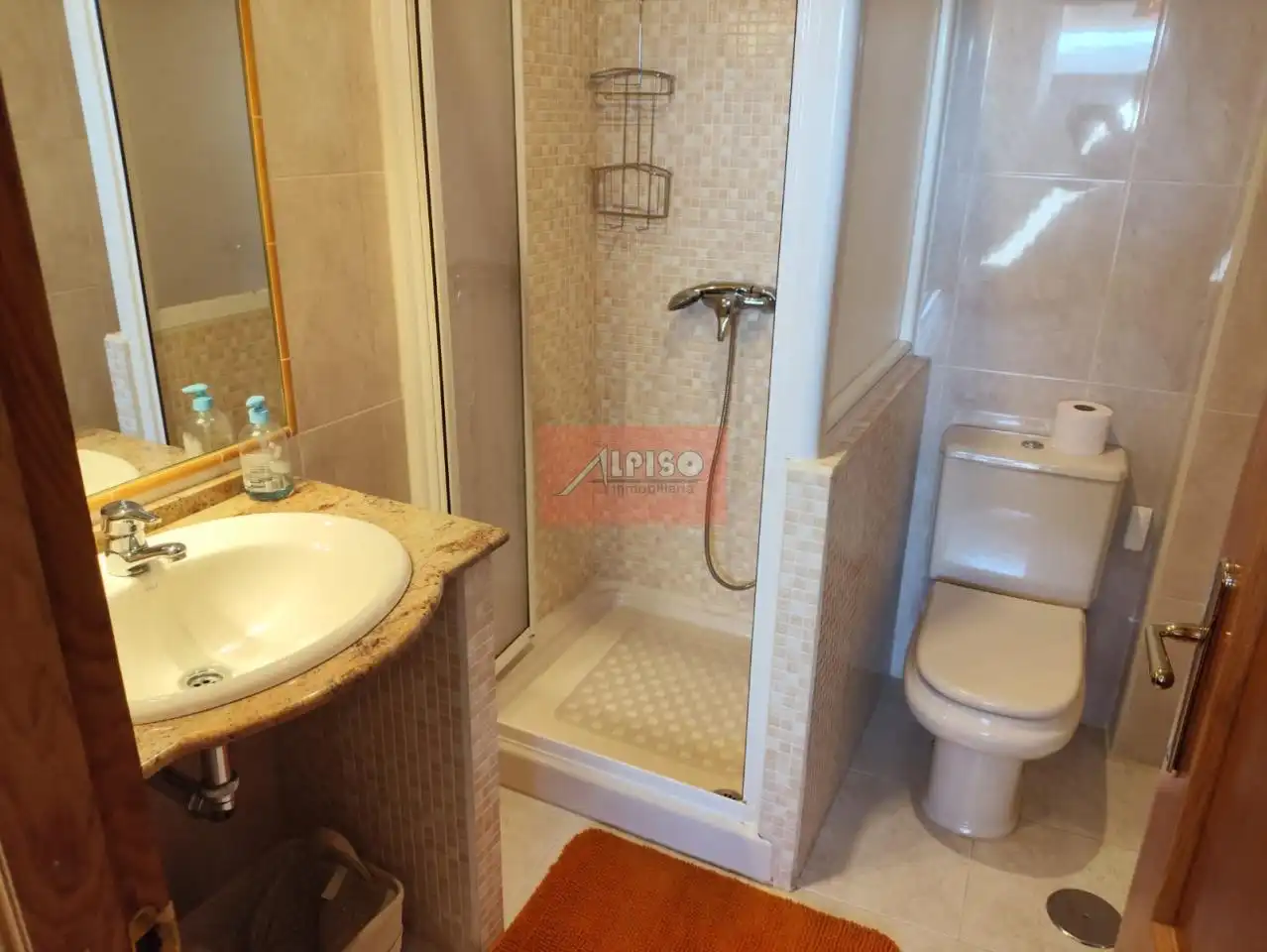 Bathroom of Duplexes for rent in Ourense Capital   with Air Conditioner, Heating and Parquet flooring