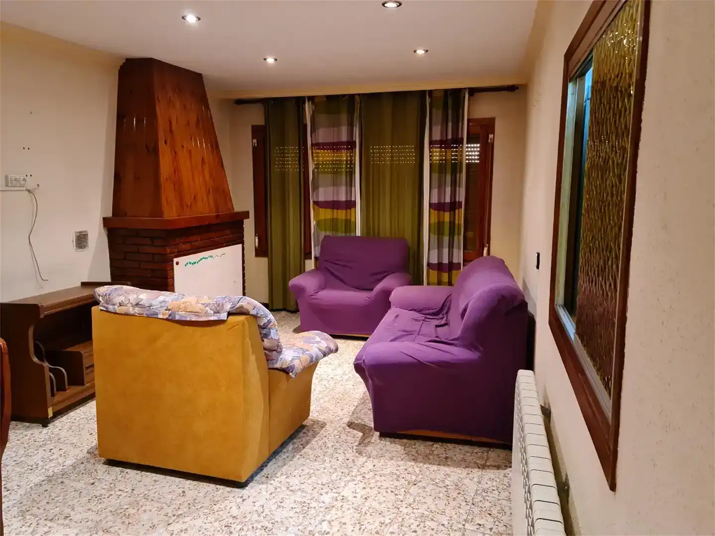 Sala d'estar de Pis en venda en Belver de Cinca amb Aire condicionat, Traster i Moblat