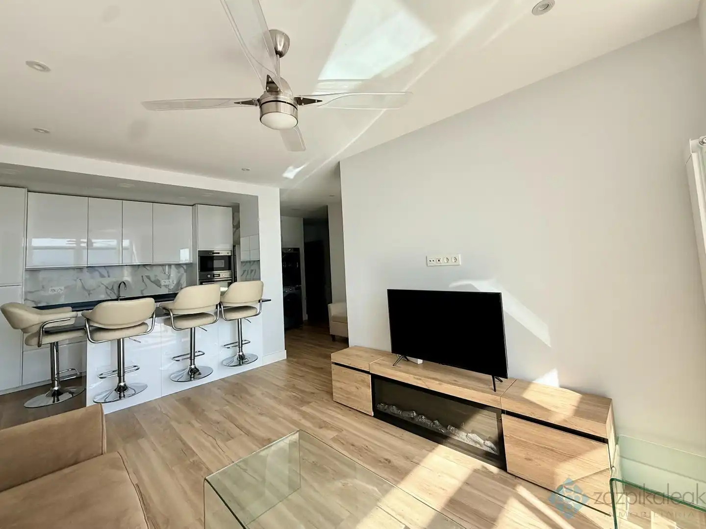Living room of Flat for rent in Bilbao   with Heating and Furnished