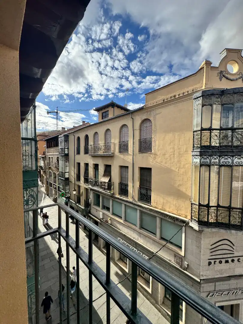 Außenansicht von Dachboden zur Miete in Segovia mit Heizung, Möbliert und Ofen