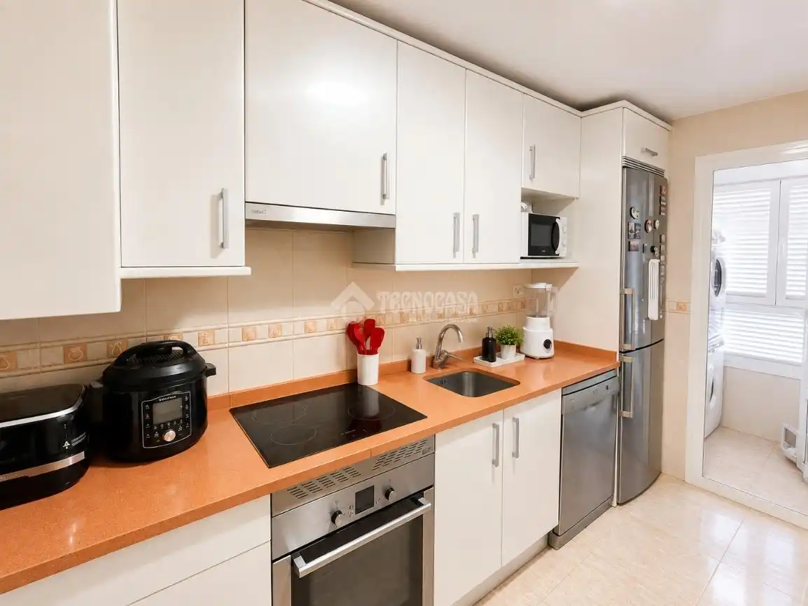 Cocina de Piso en venta en Pozuelo del Rey con Calefacción y Trastero