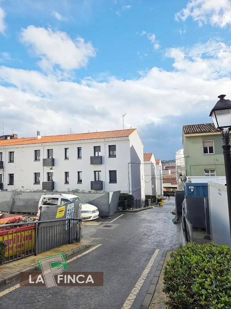 Vista exterior de Piso en venta en Oviedo 