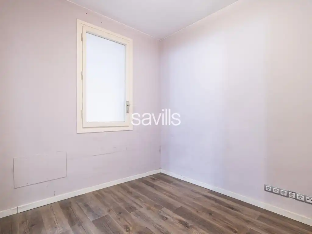Habitación de Apartamento en venta en Barcelona con Aire acondicionado, Horno y Balcón