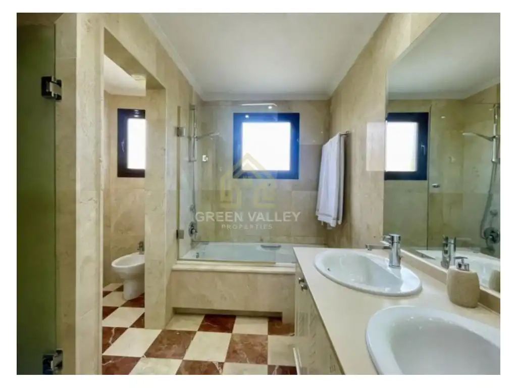Bany de Apartament en venda en Sotogrande