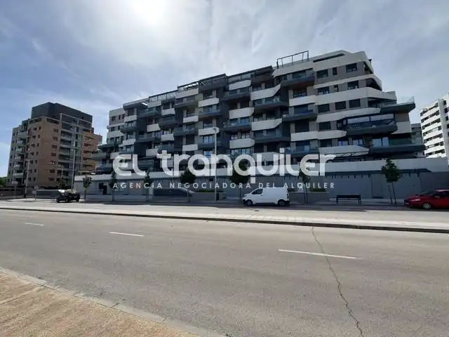 Exterior view of Flat for rent in Madrid  with Air Conditioner, Terrace and Storage room