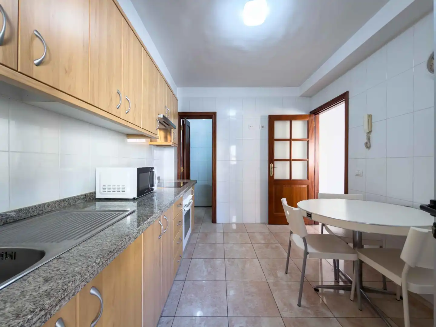 Küche von Wohnung zum Verkauf in Santa Cruz de Tenerife mit Abstellraum