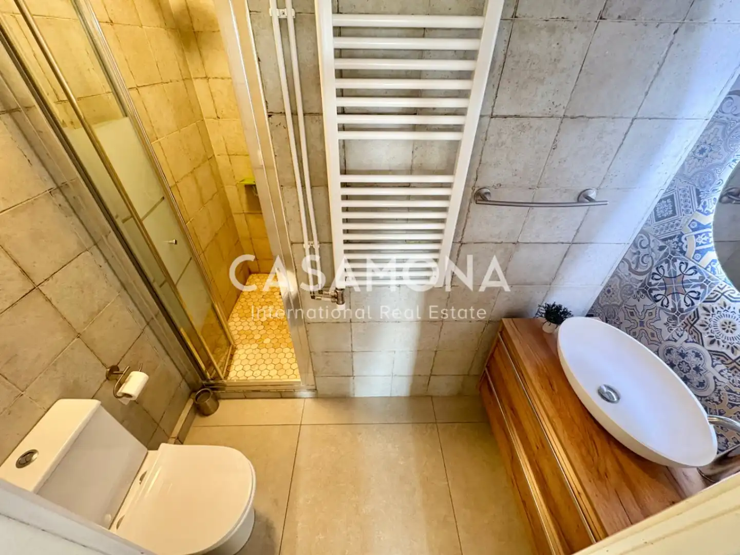 Baño de Apartamento en venta en Barcelona con Aire acondicionado, Calefacción y Terraza