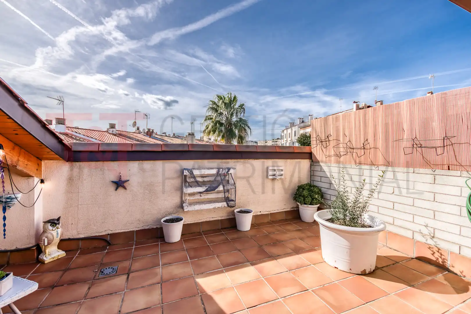 Terrasse von Einfamilien-Reihenhaus zum Verkauf in El Masnou mit Klimaanlage, Heizung und Terrasse