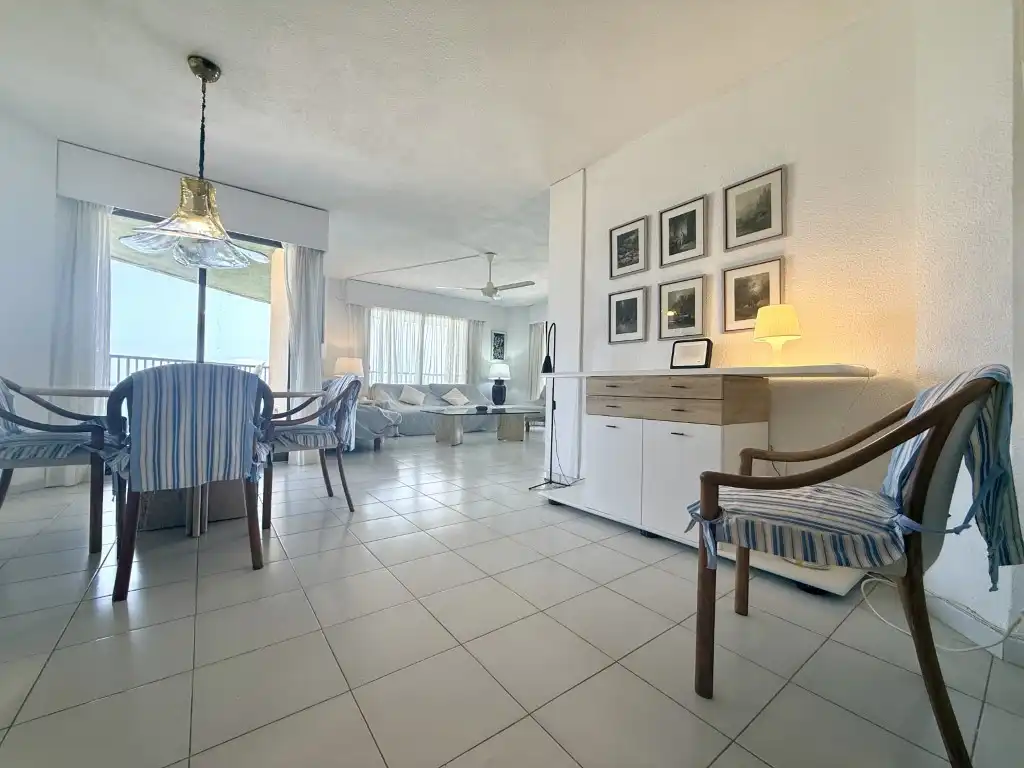 Apartament de lloguer a Avenida Ferrandis Salvador, Heliópolis