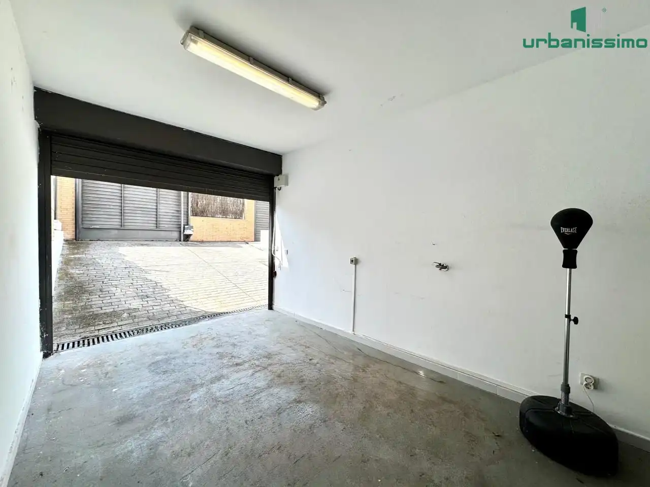 Parking of Detached homes for sale in Madrid  with Air Conditioner, Heating and Private garden