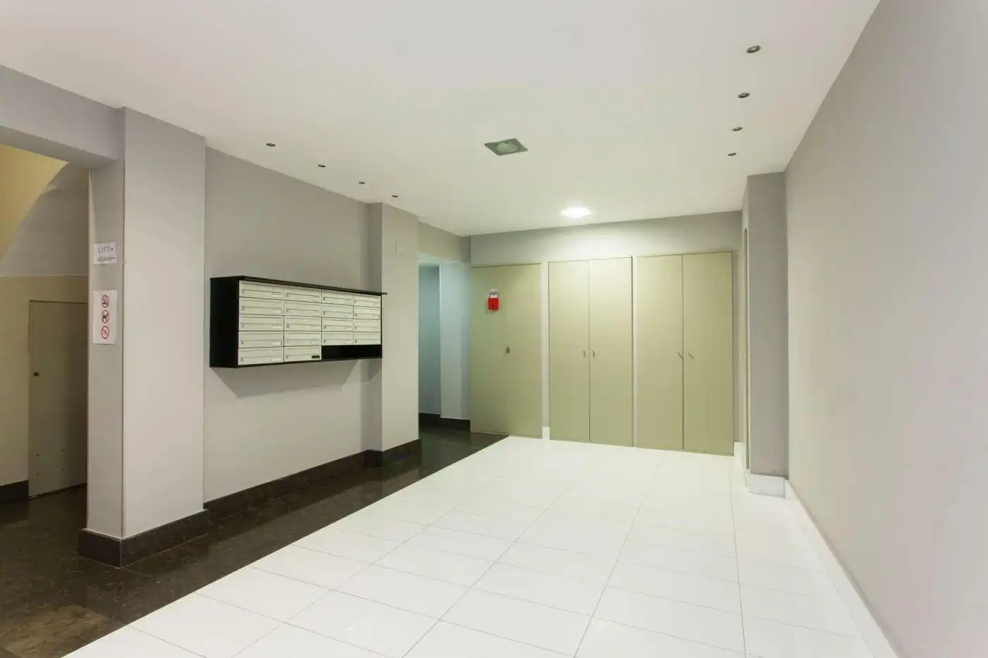 Apartamento con terraza en venta en Carrer CABRES, imagen 9
