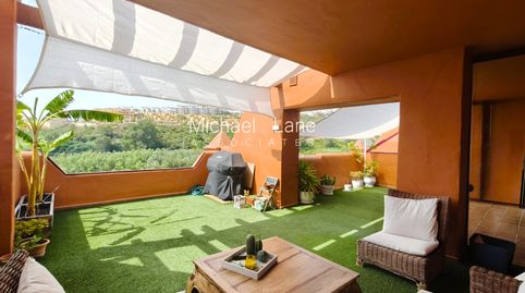Apartamento con orientación sur en una zona tranquila cerca del Puerto de la Duquesa