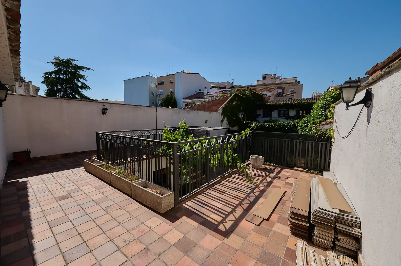 Casa con terraza en venta en Carrer Castellar, imagen 56