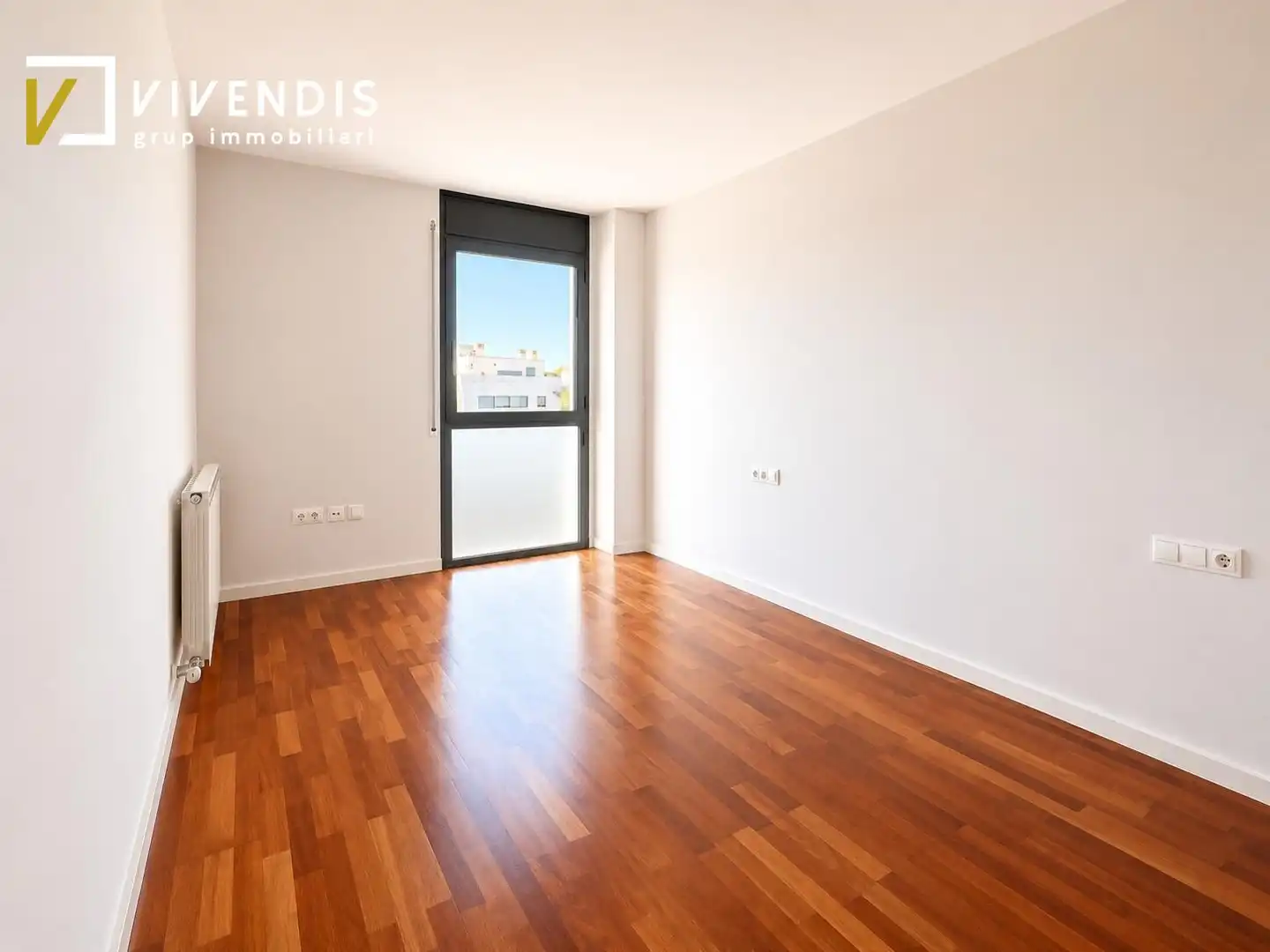 Schlafzimmer von Wohnung zum Verkauf in Lleida mit Klimaanlage, Heizung und Privatgarten