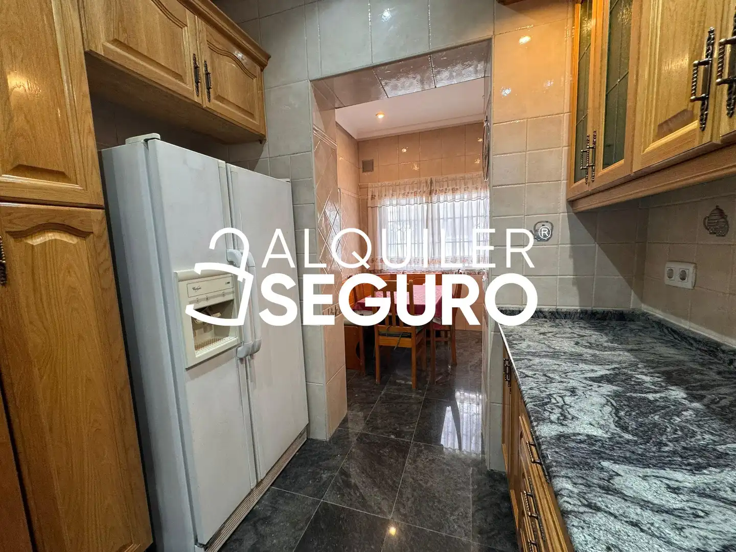 Cuina de Casa o xalet de lloguer en Madrid amb Aire condicionat, Calefacció i Terrassa