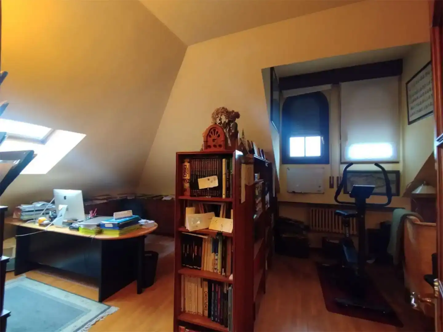 Pis en venda en Siero amb Jardí privat, Parquet i Moblat