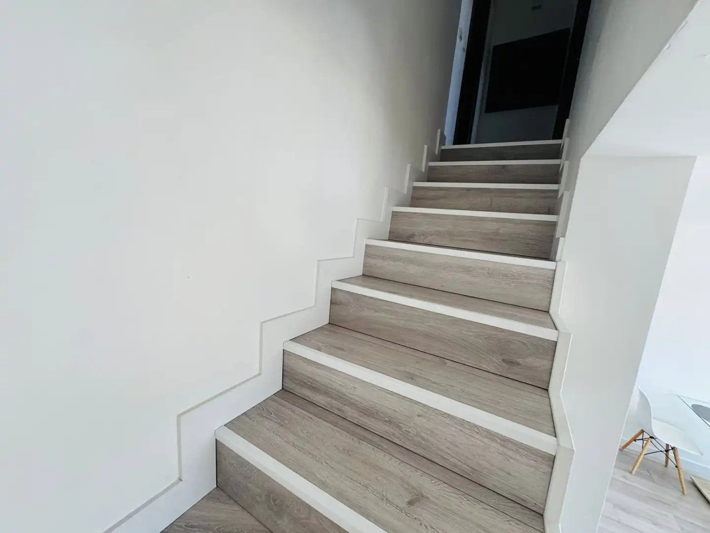 Maisonette zur Miete in Sevilla la Nueva mit Heizung, Ofen und Gemeinschaftspool