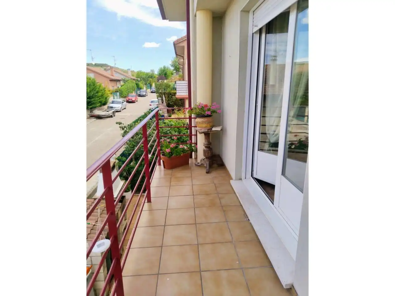 Terrassa de Casa o xalet en venda en Villariezo amb Calefacció, Jardí privat i Parquet