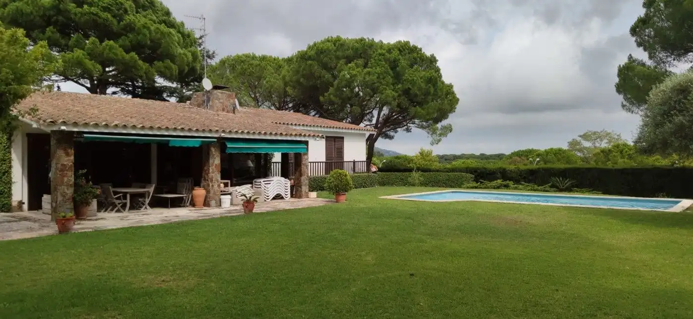 Chalet con piscina en venta en Carrer del Club de Golf 3334, imagen 9