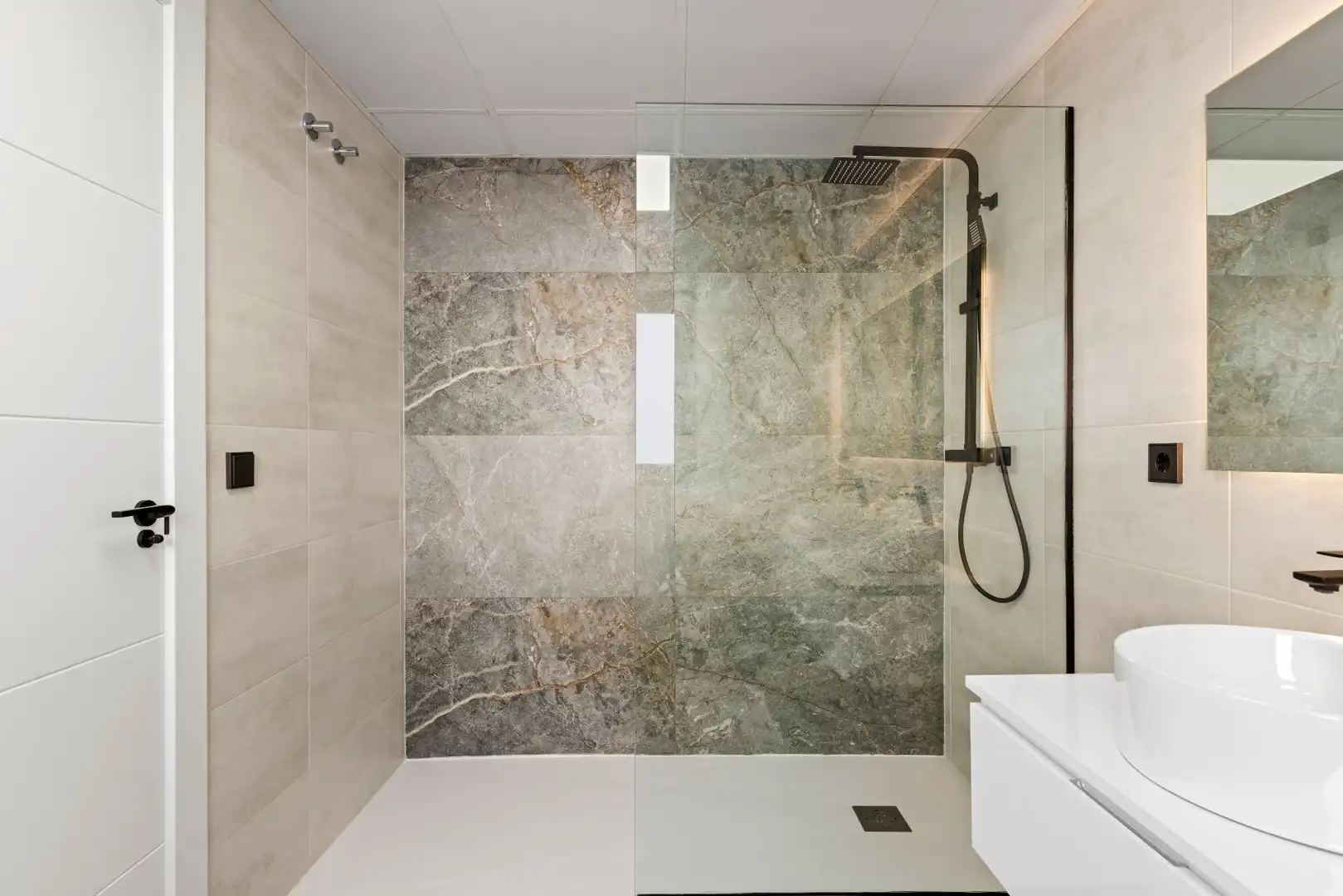 Bathroom of Houses for sale in Pilar de la Horadada  with Air Conditioner and Community pool