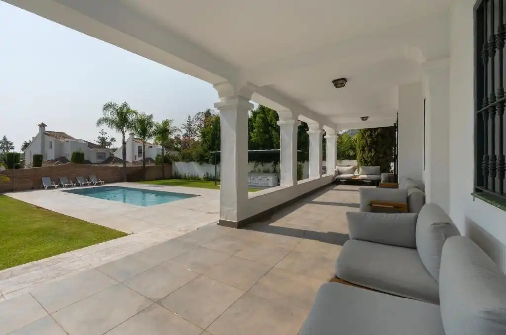 Casa con piscina en venta en Nueva Andalucía, imagen 3