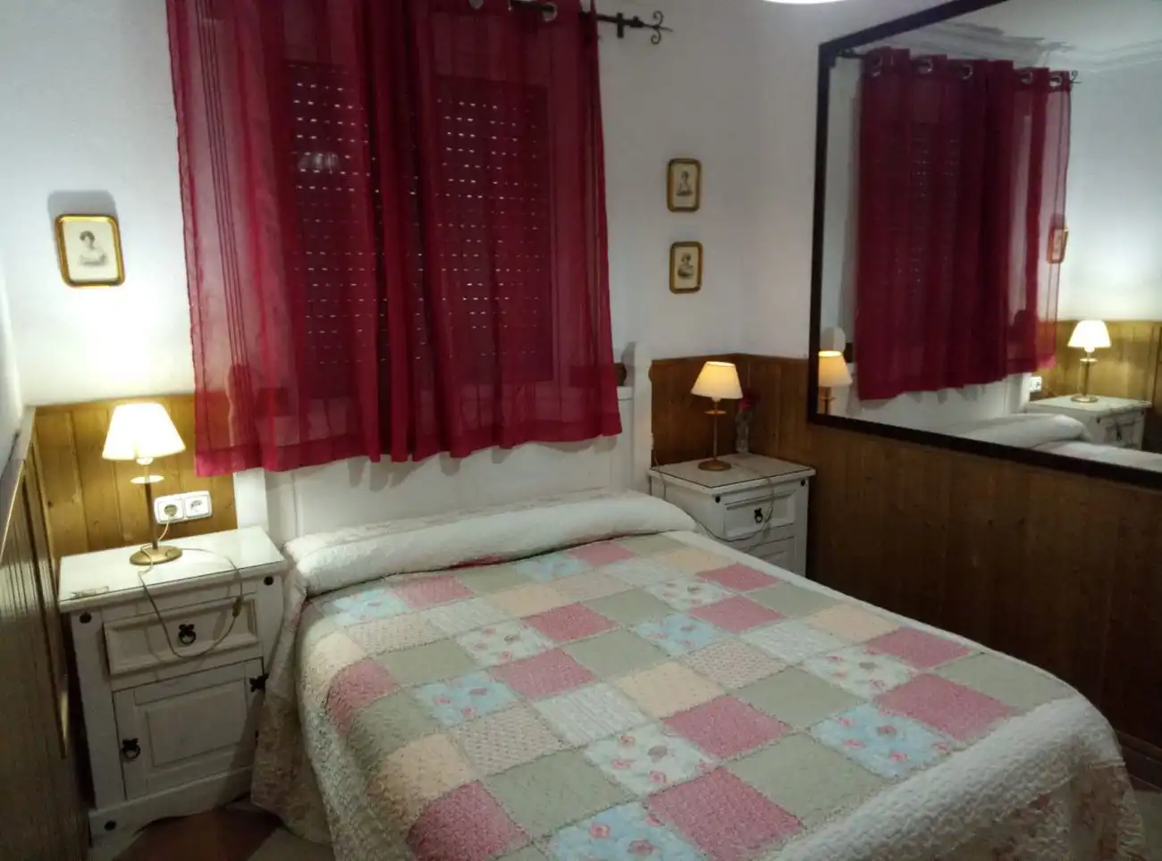 Dormitori de Apartament en venda en Conil de la Frontera amb Aire condicionat i Moblat