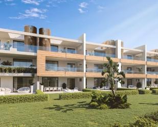 Vista exterior de Apartament de lloguer en Fuengirola amb Aire condicionat, Jardí privat i Parquet
