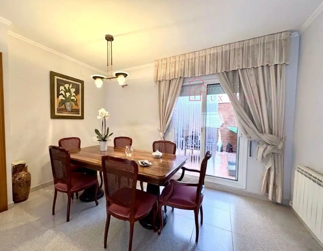 Casa con terraza en venta en Santa Perpètua de Mogoda, imagen 27