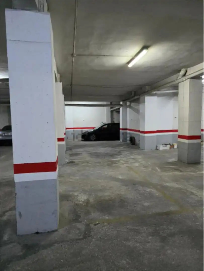 Parkplatz von Garage zum Verkauf in Valencia