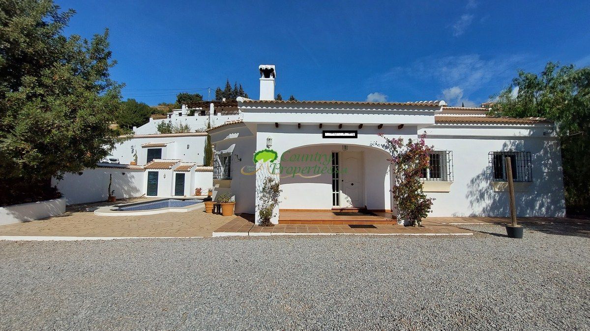 Exterior view of Country house for sale in Canillas de Albaida  with Heating, Private garden and Terrace