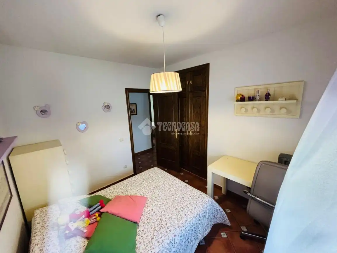 Schlafzimmer von Haus oder Chalet zum Verkauf in Escalona mit Klimaanlage und Heizung