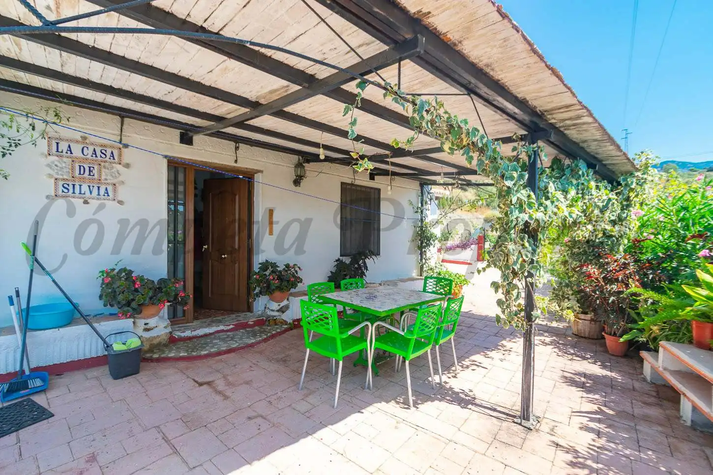 Terrasse von Country house zum Verkauf in Sedella mit Klimaanlage, Privatgarten und Terrasse