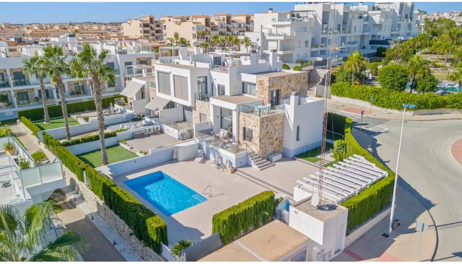 Foto 1 de Casa adosada en venda a Residencial la Ceñuela, Los Balcones - Los Altos, Alicante