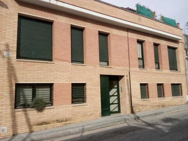 Garaje en Venta en C/ Bisbe Sanahuja en Les Fonts