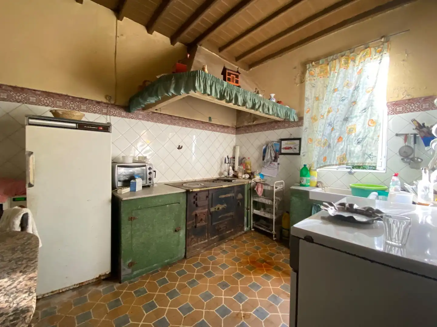 Cocina de Casa o chalet en venta en Caldas de Reis con Jardín privado