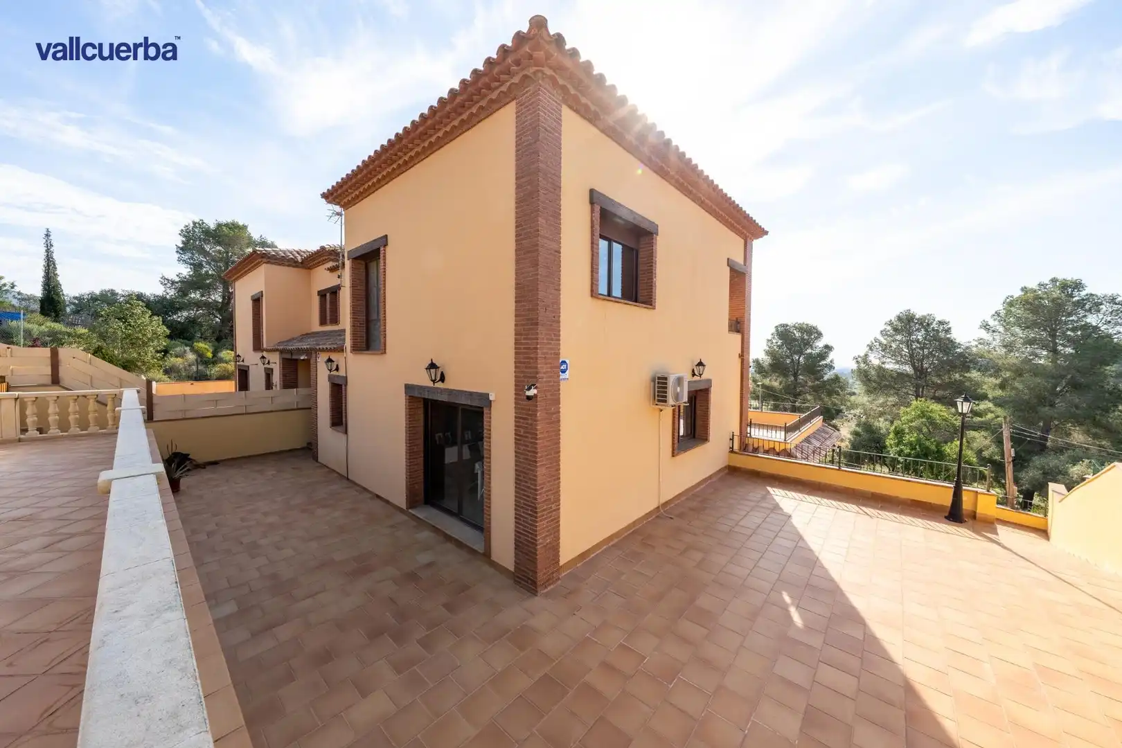Vista exterior de Casa adosada en venta en Riudecanyes con Aire acondicionado, Calefacción y Jardín privado